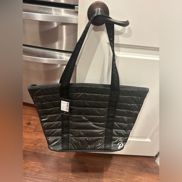 Peloton Puffer Tote Bag Black NWT - Picture 1 of 11